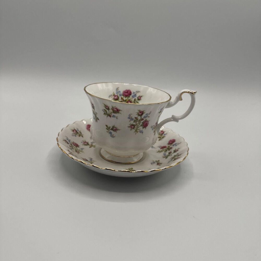Royal Albert Winsome Fine Bone China England Floral Tea Cup & Saucer